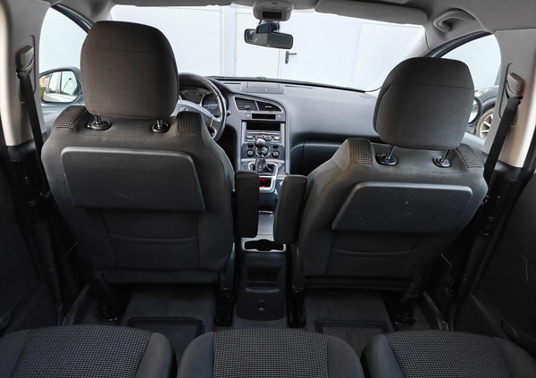 Peugeot 5008 cena 18900 przebieg: 217300, rok produkcji 2011 z Ustka małe 562